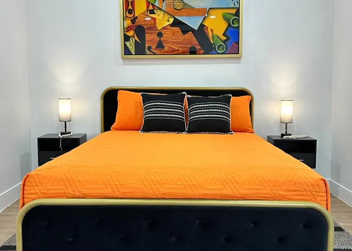 Cozy And Centric Apartment